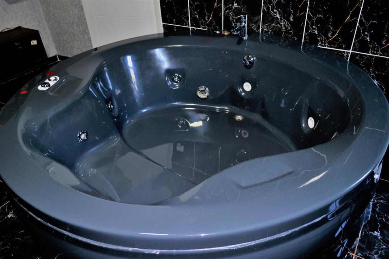 Vip Suit Otel イスタンブール エクステリア 写真